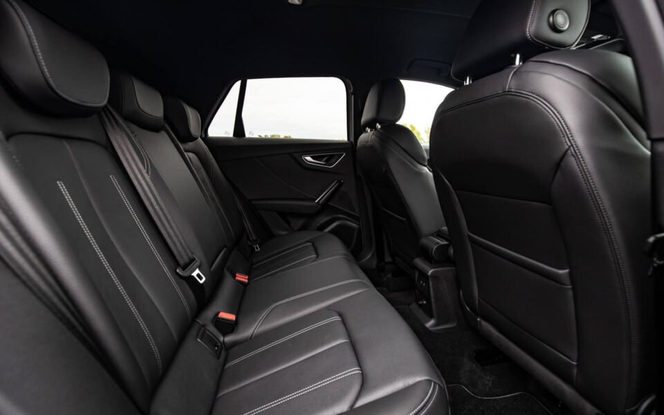 Audi Q2 interieur achter Audi Q2 interieur achter