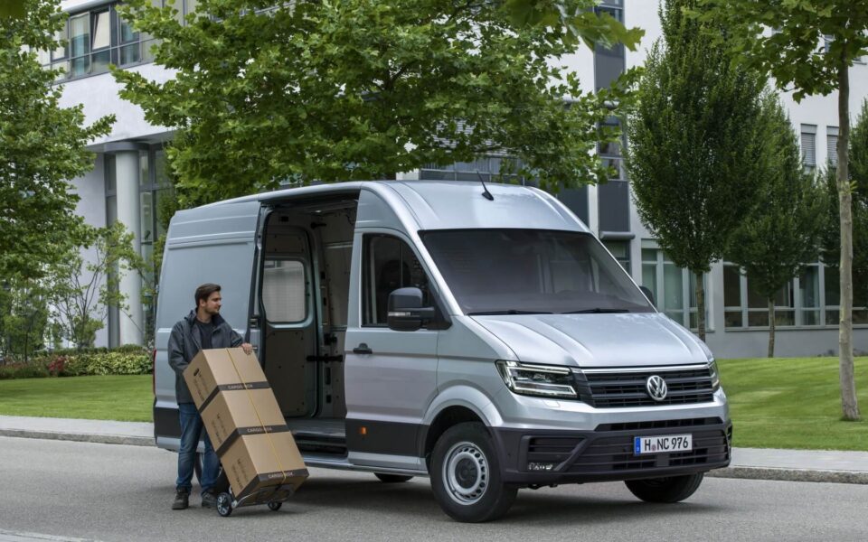 Volkswagen Crafter huren voorzijde exterieur